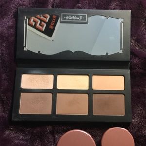 Kat Von D Shade Light palette